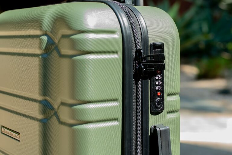 How to Choose the Best Luggage for Your Next Trip